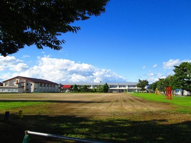 東根市立小田島小学校：1360m
