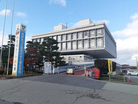 寒河江市役所：2500m