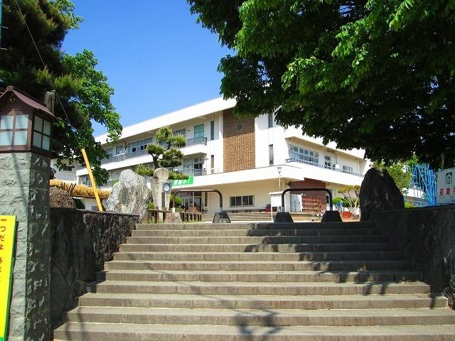 東根小学校：2160m