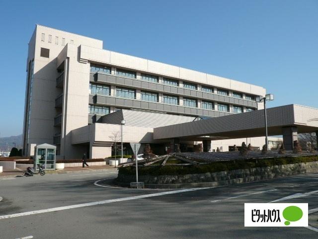 東根市役所：862m
