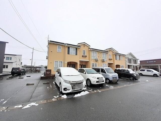 ウィスティリア　パディ弐番館（212） 駐車場