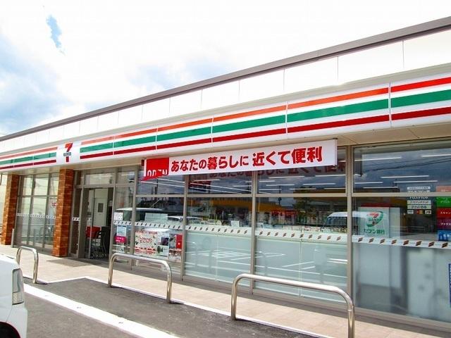 セブンイレブン楯岡新町店：720m
