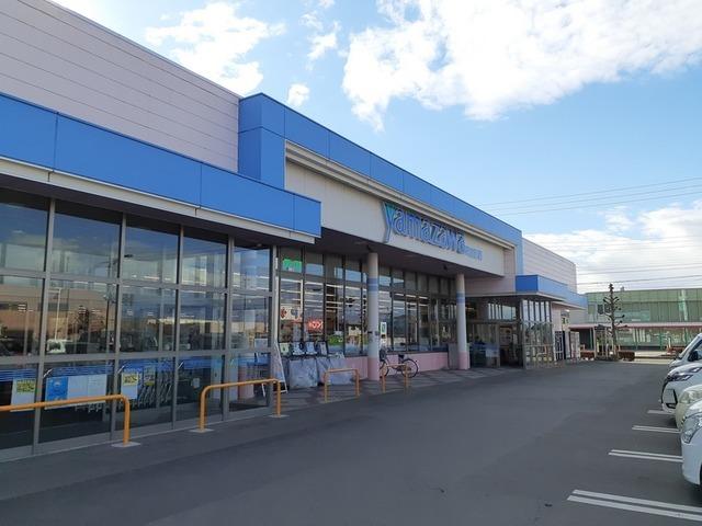 ヤマザワ：300m