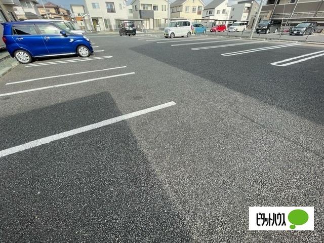ALFORT・Ⅱ　Ｂ（202） 駐車場