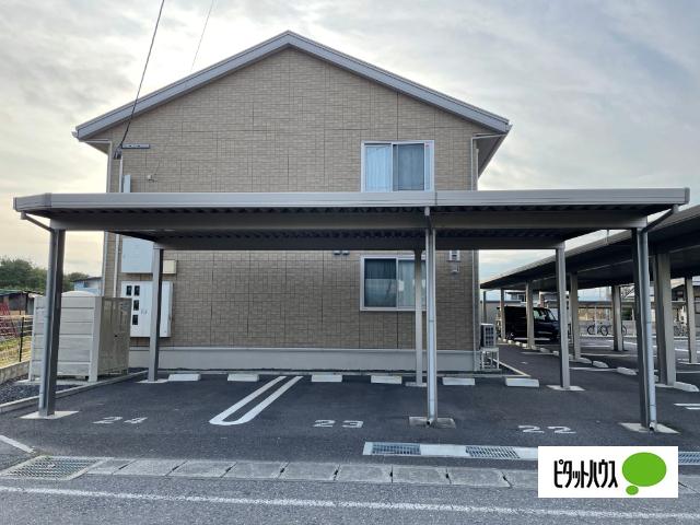 グラン・プラース　Ｈ（102） 駐車場