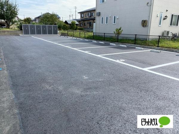 apartment 谷地ひな市２丁目