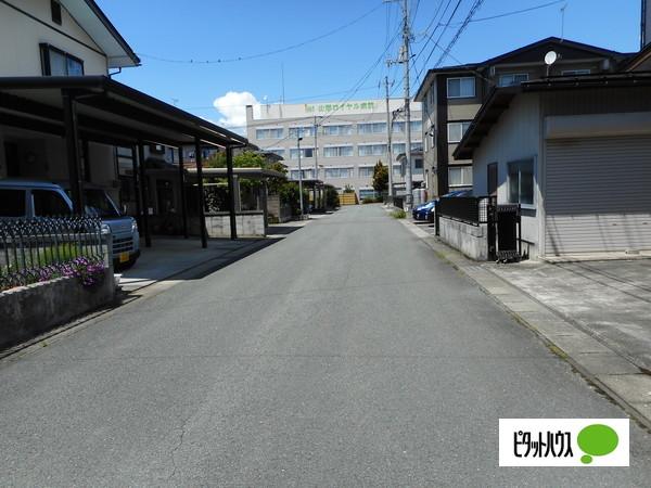 detached さくらんぼ駅前２丁目