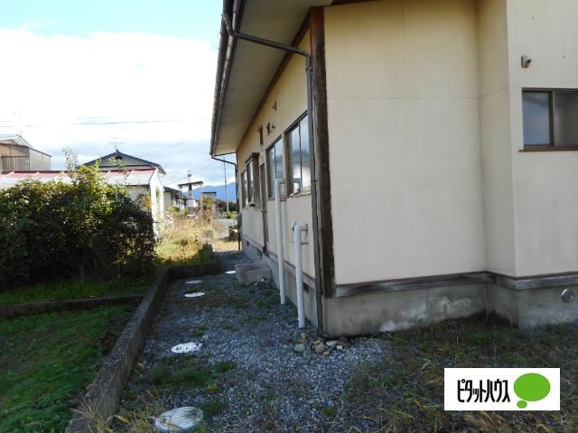 detached 大字荷口字北野2357番6（藤助新田地内）