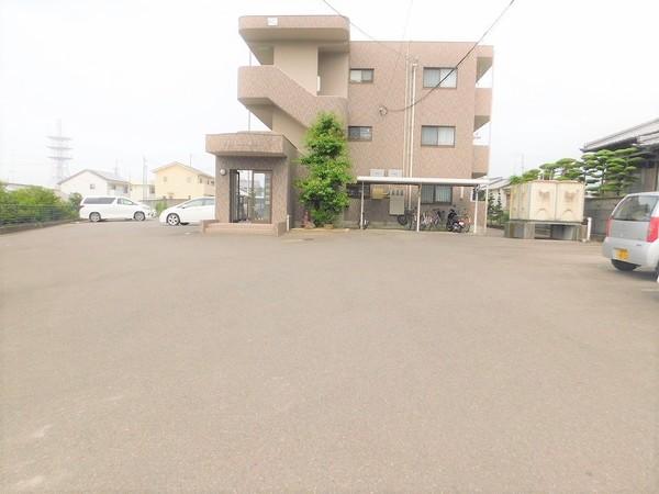 シトラスハーモニー（202） 駐車場
