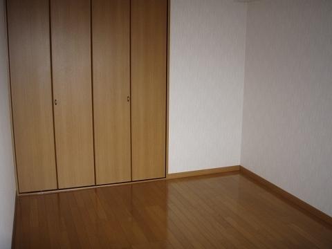ヴェルジェ篠原（302） 収納