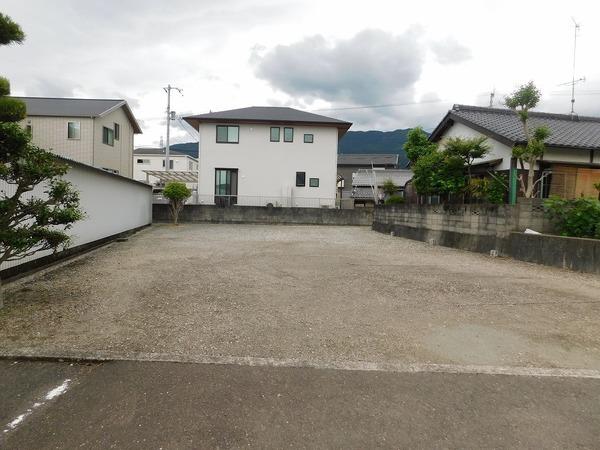 篠原マンション（5） 駐車場