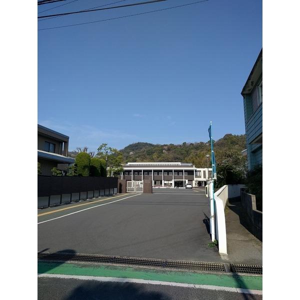 四国中央市立川之江小学校：801m