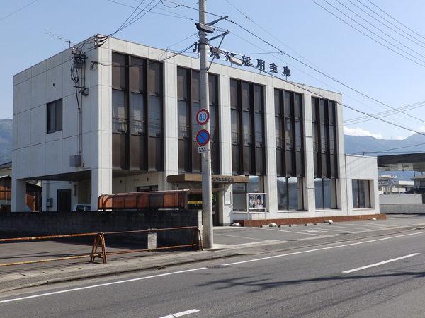 川之江信用金庫南支店：379m