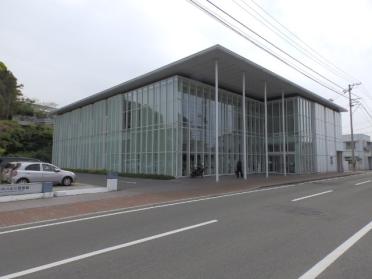 四国中央市川之江図書館：2256m