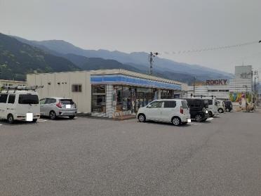 ローソン寒川町宮ノ前店様：1300m