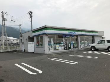 ファミリーマート中之庄バイパス店：3894m