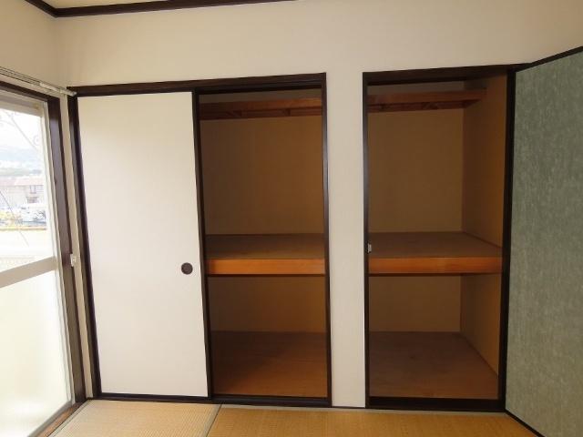ドミエールみやけ（203） 収納