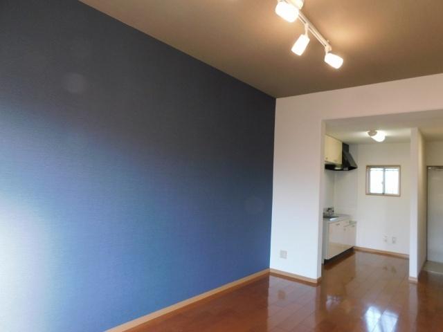 ミキハウス駅前通り（106） 室内