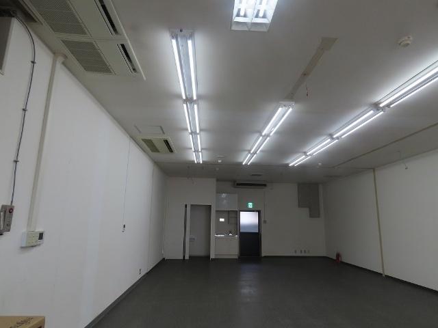 駅前ビルテナント（AB西） 部屋画像