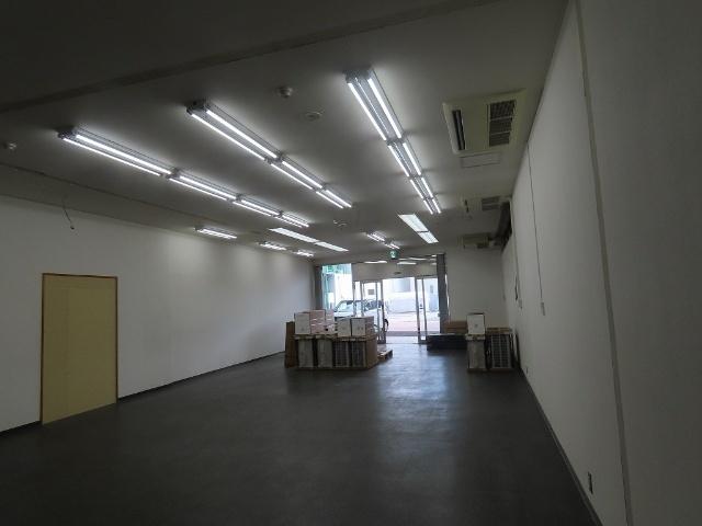 駅前ビルテナント（AB西） 部屋画像
