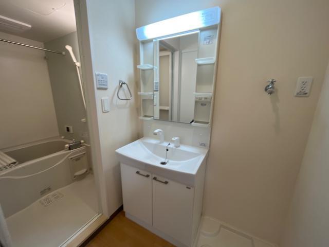 アルファー 部屋画像