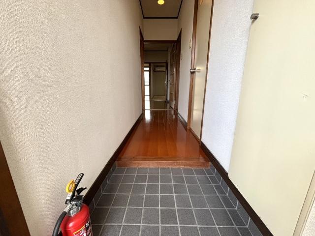 アルファコートⅠ（202） 玄関