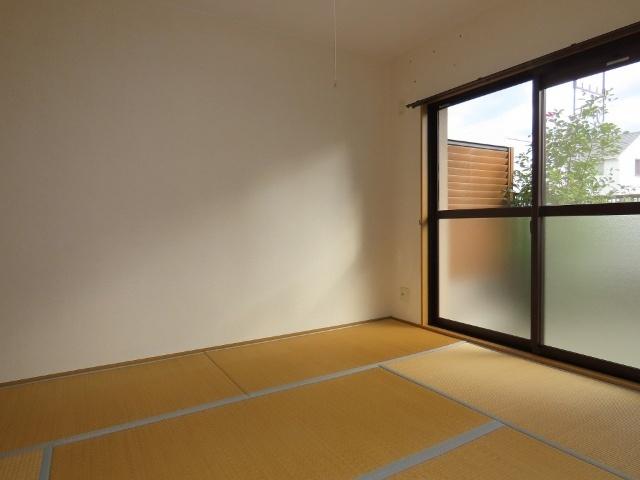 サンライズ清和（102） 室内