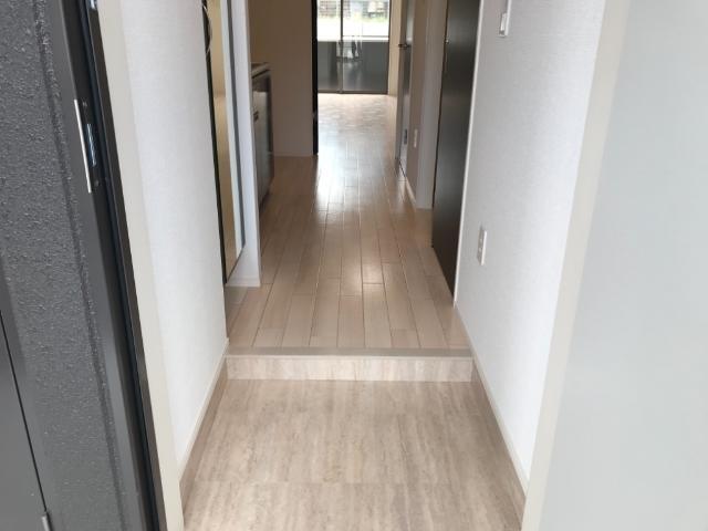 ヴェルジュ　ウマ 玄関