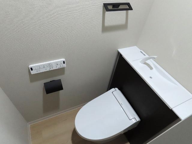Peace Tall　D棟（205） トイレ