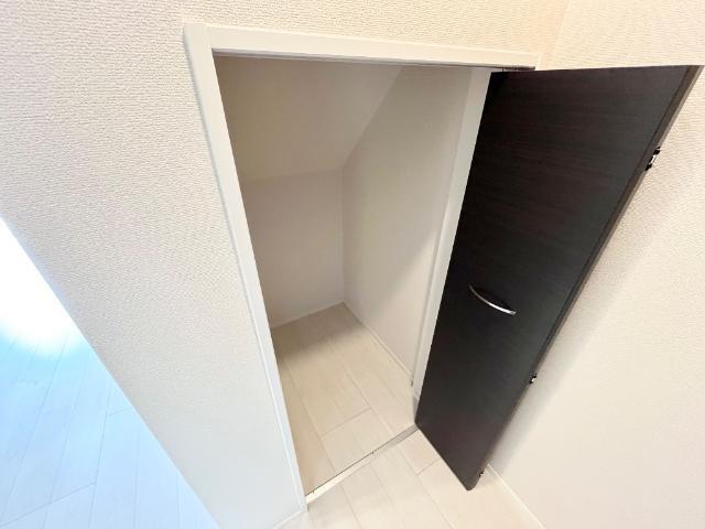 エンターレ妻鳥 収納