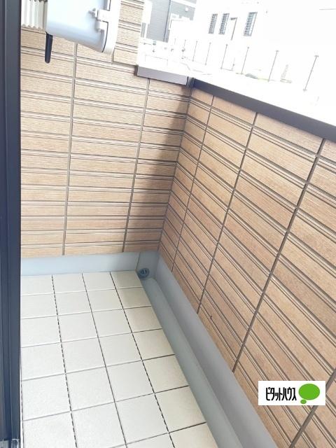 villa KAKIHI 宮ノ上B（B-4） バルコニー