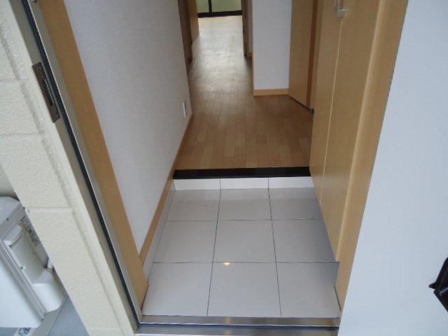 アルファー 玄関