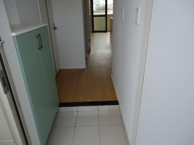 アルファー 玄関