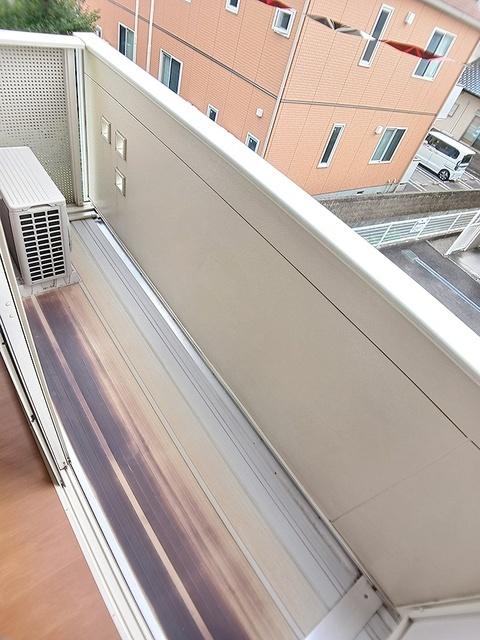 イート　ハーブⅠ（201） 駐車場