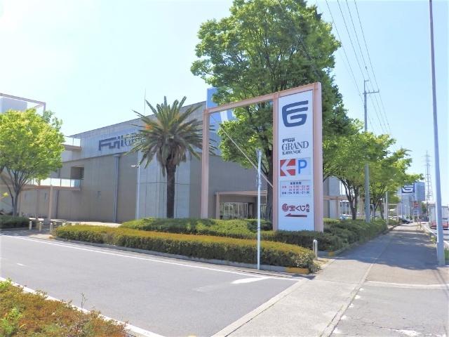 フジグラン川之江：359m