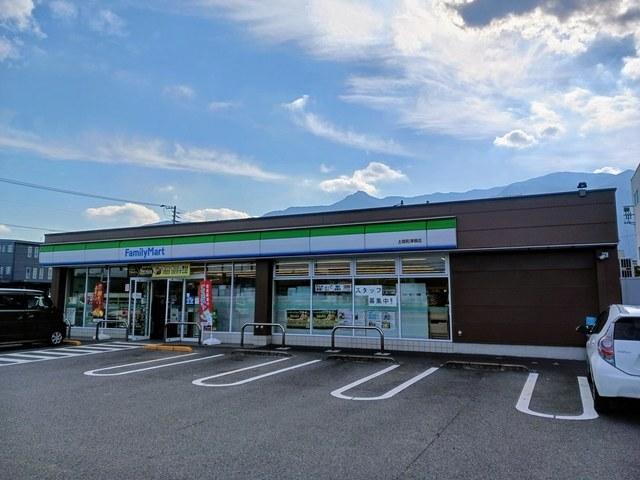 ファミリーマート土居町津根店：1544m
