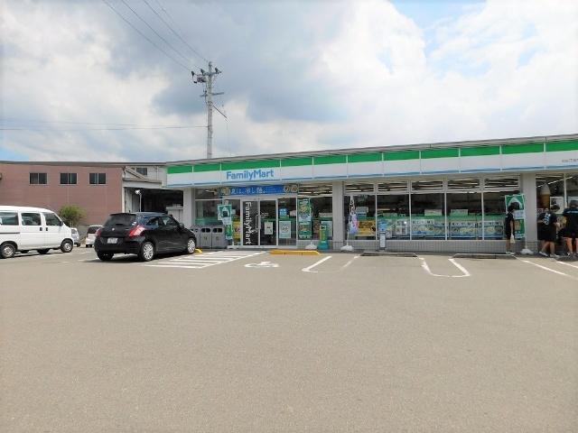 ファミリーマート川之江金生町店：340m
