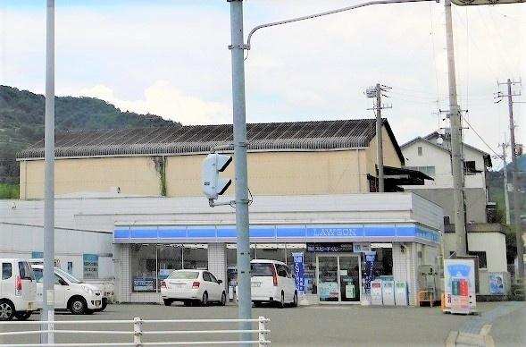 ローソン四国中央金生町下分店：930m