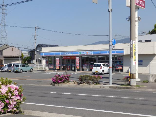 ローソン四国中央妻鳥町店：677m