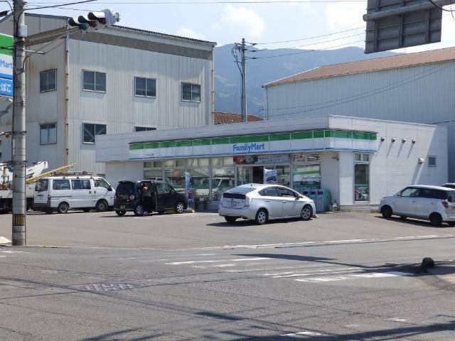 ファミリーマート川之江上分町店：1008m