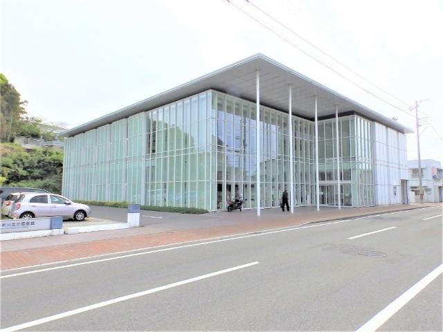 四国中央市川之江図書館：1246m