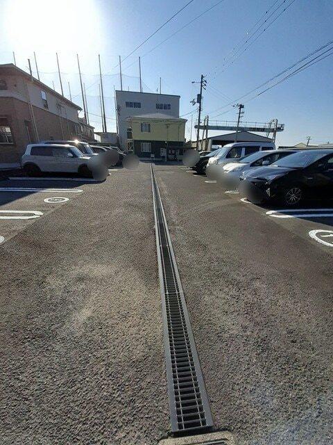 ファミール光葉Ⅱ　Ｂ棟（201） 駐車場