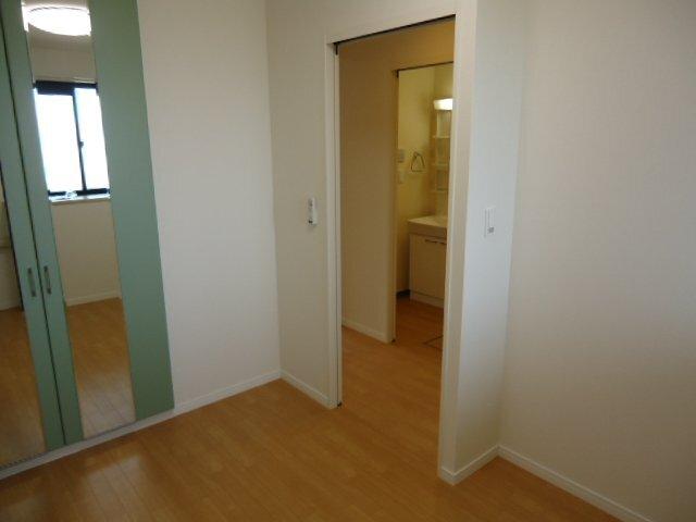アルファー 部屋画像