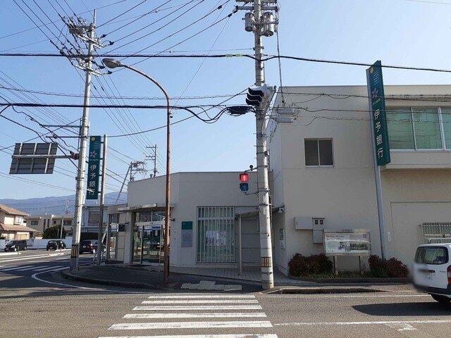 伊予銀行金生支店様：700m