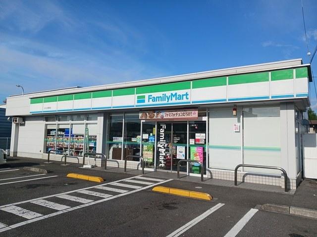 ファミリーマート川之江妻鳥店：894m