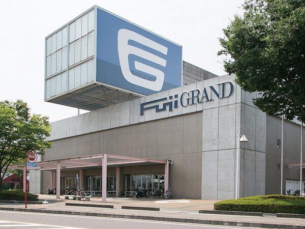 フジグラン川之江店様：260m