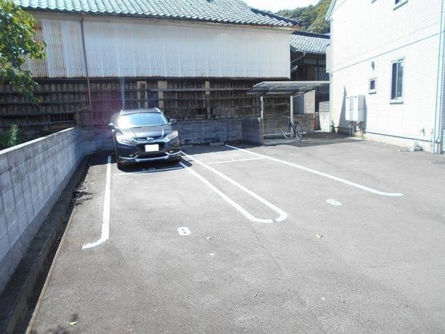 Una casa comoda（101） 駐車場
