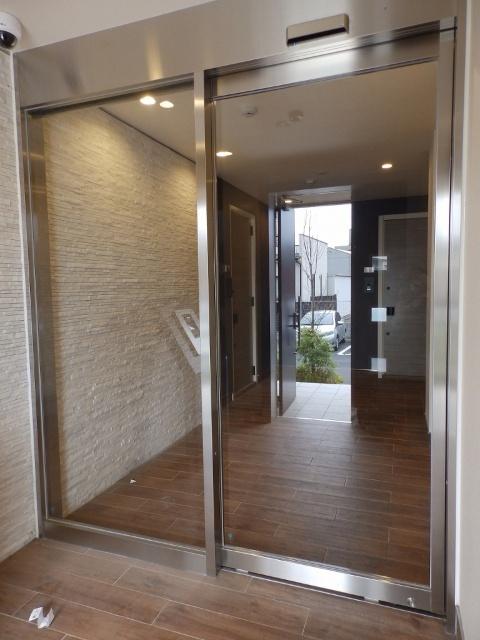 プレミアス（103） エントランス