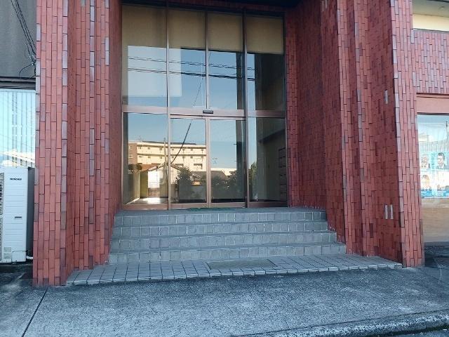 マンション井原（202） ロビー