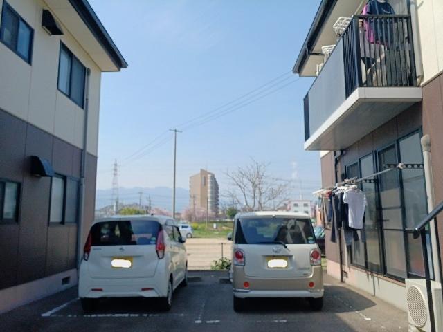 フォーレス高橋ⅡB（105） 駐車場